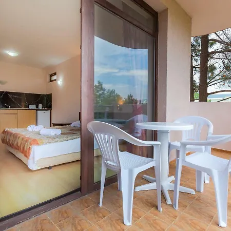 Apartment Studio Close To The Beach *